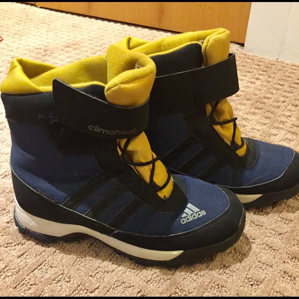 Adidas outdoor kids Adisnow